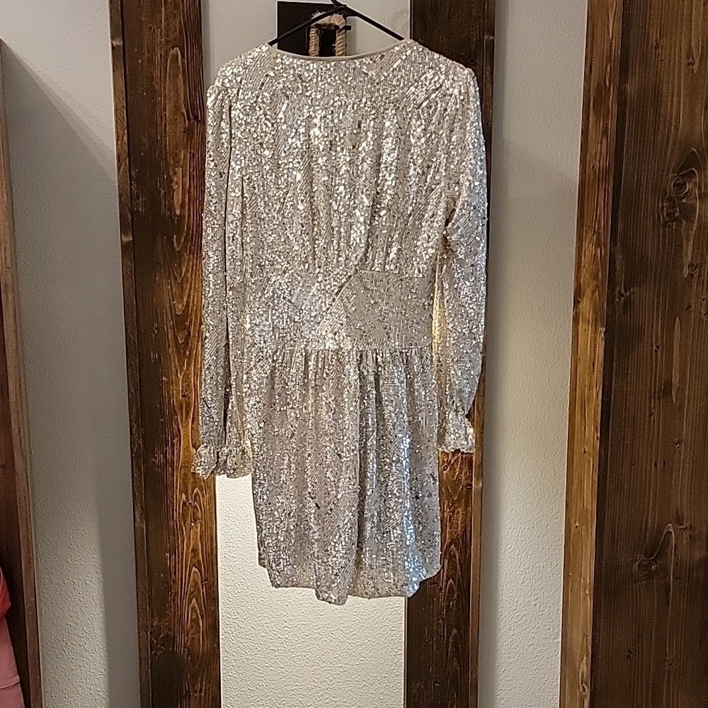 NA-KD V NECK LS MINI DRESS - Picture 3 of 6